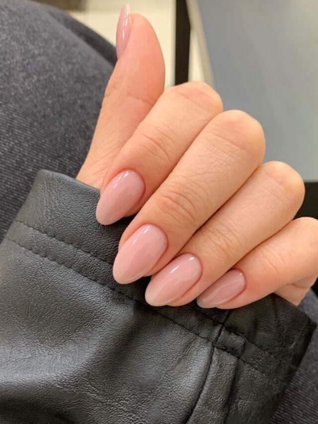 7 Almond Nails: The Ultimate Edgy Manicure Trend