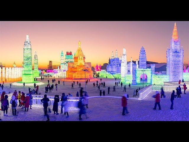 China | Wonderland | Tourists flock to see China's winter wonderland - Aunomay