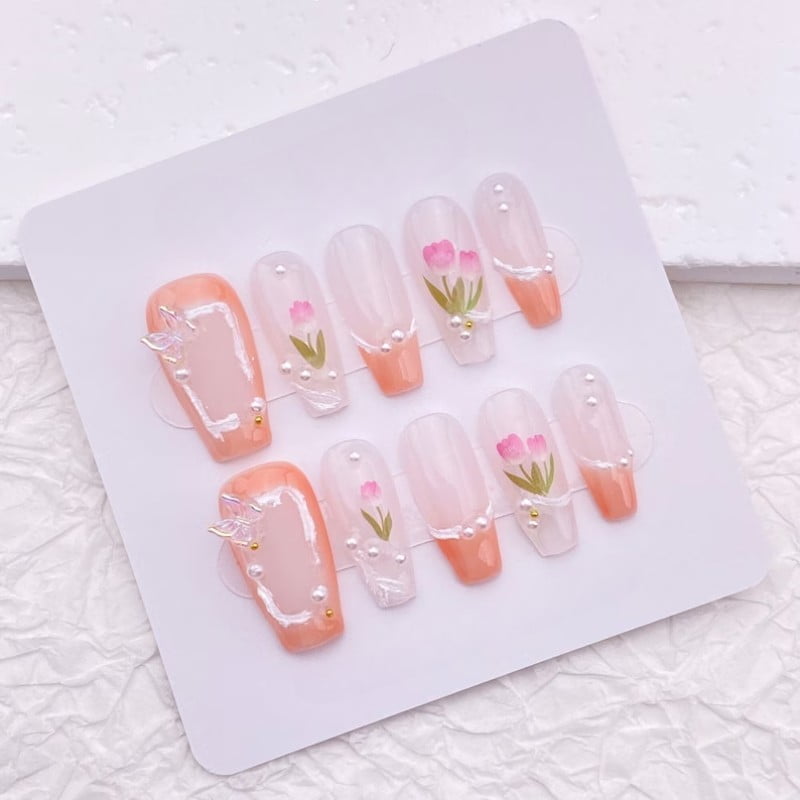 Flourishing French & Floral Press-On Nails