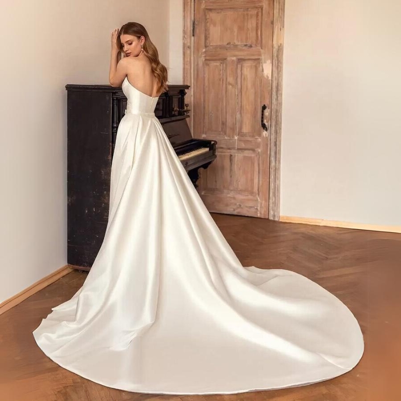 Eva Sweetheart A-Line Wedding Gown - White