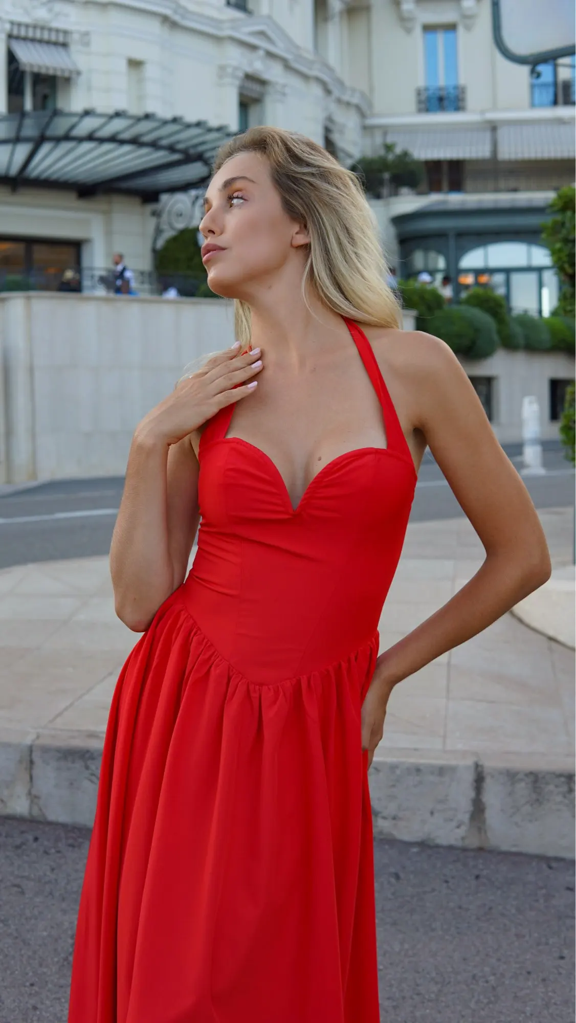 Coquette Sweetheart Neck Midi Dress - Red