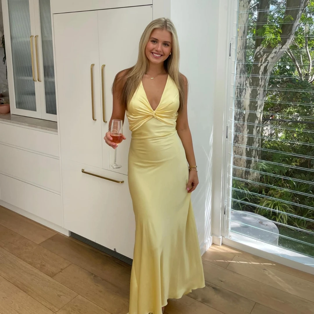 V-Neck Sleeveless Bow Backless Satin Bridesmaid Dress – Yellow