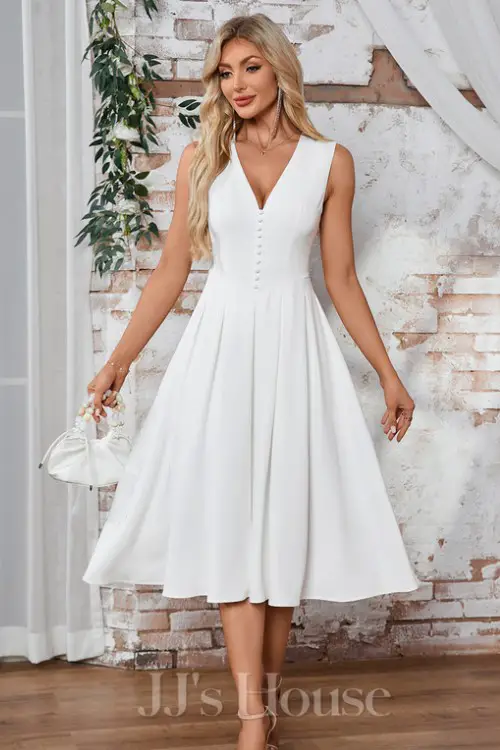 20+ Old Money Casual Outfit Ideas: How to Look Classy Every Day
